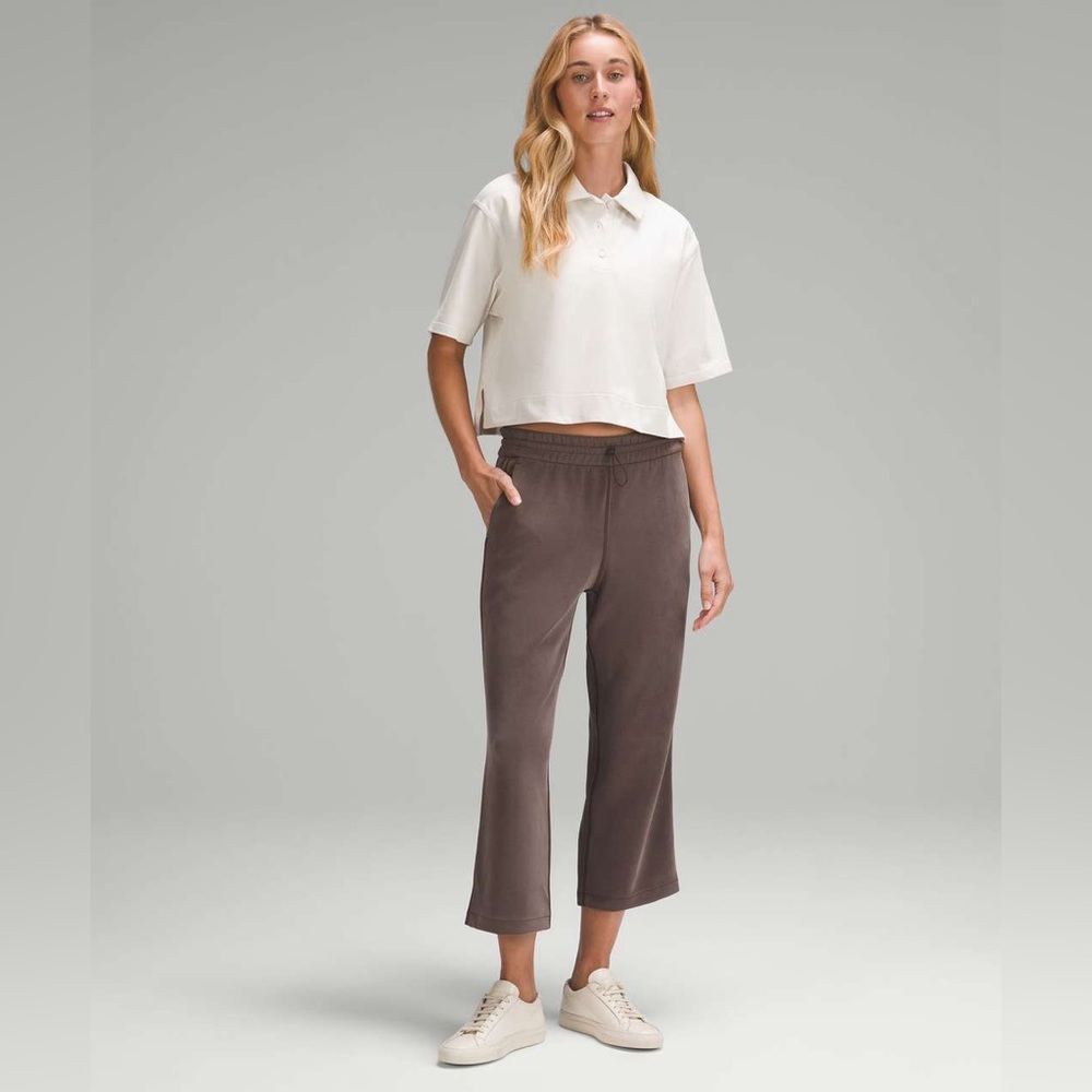 Lululemon Softstreme High-Rise Straight-Leg Cropped Pant Sz 2